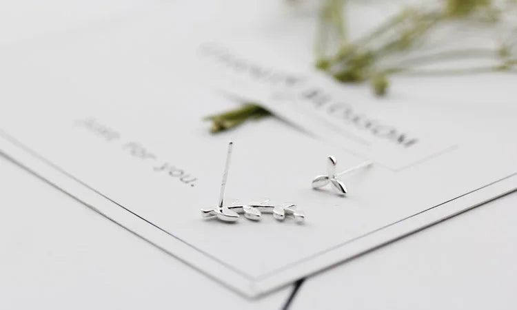 925 Sterlingsilber blättrige Ohrringe