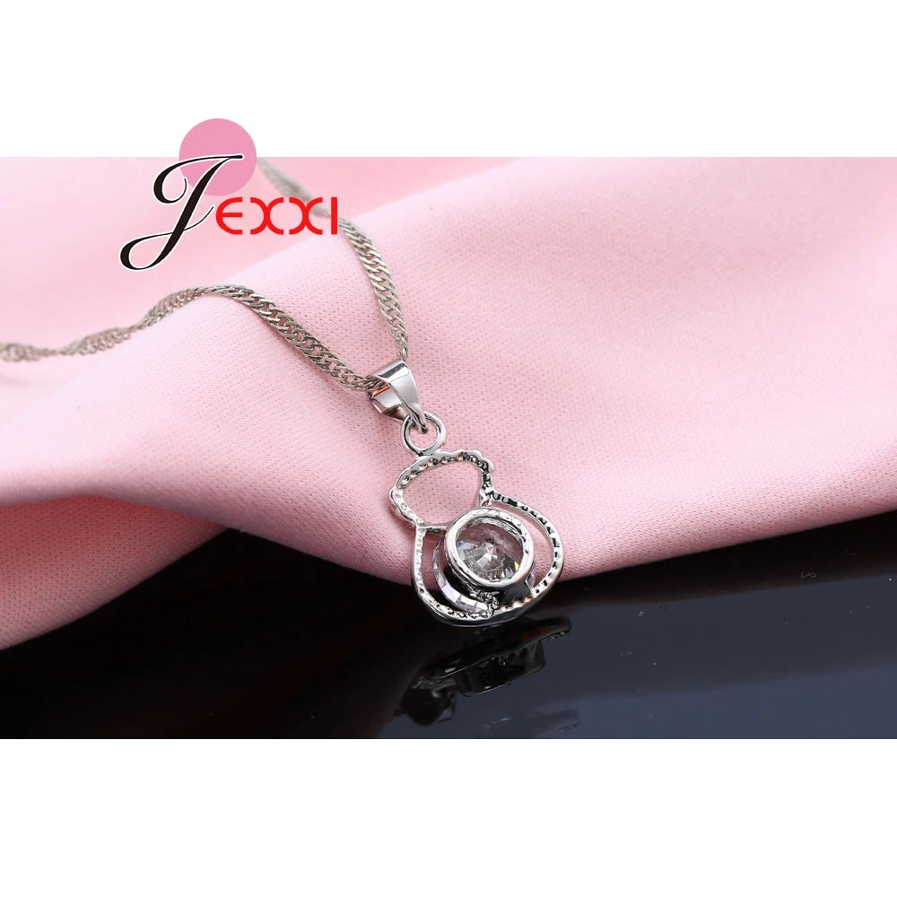 925er Silberfarbenes Schmuckset inklusive Straßhalskette und Ohrringen