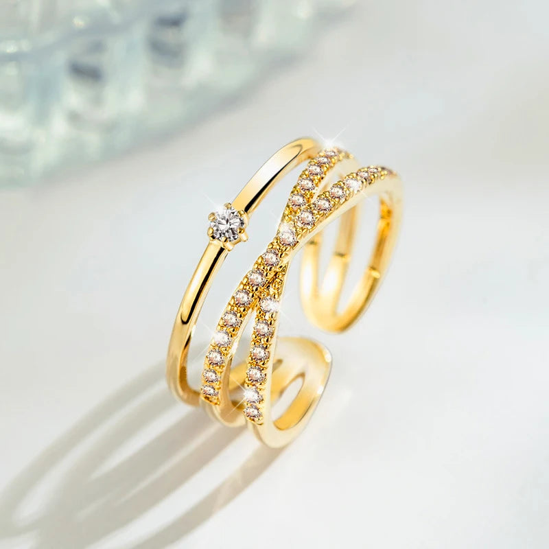 Zahle2 get 3 !!!! Modische Ringe mit geometrischem offenem Design, glänzender schwarzer/weißer Epoxidharz-Rundscheibe und trendigem goldfarbenem Akzent – das perfekte Geschenk. Bild ändert sich links oben - Warenkorb rechts unten scrollen