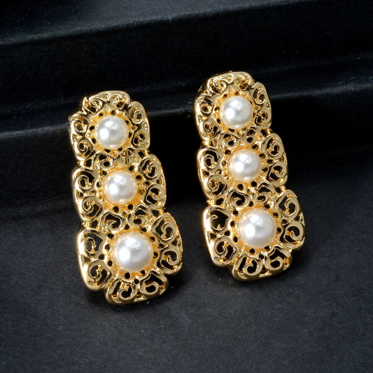 Luxus-Schmuckset für Damen im Dubai-Stil – Elegante Perlen-Halskette mit passendem Armband, Ring und Ohrringen